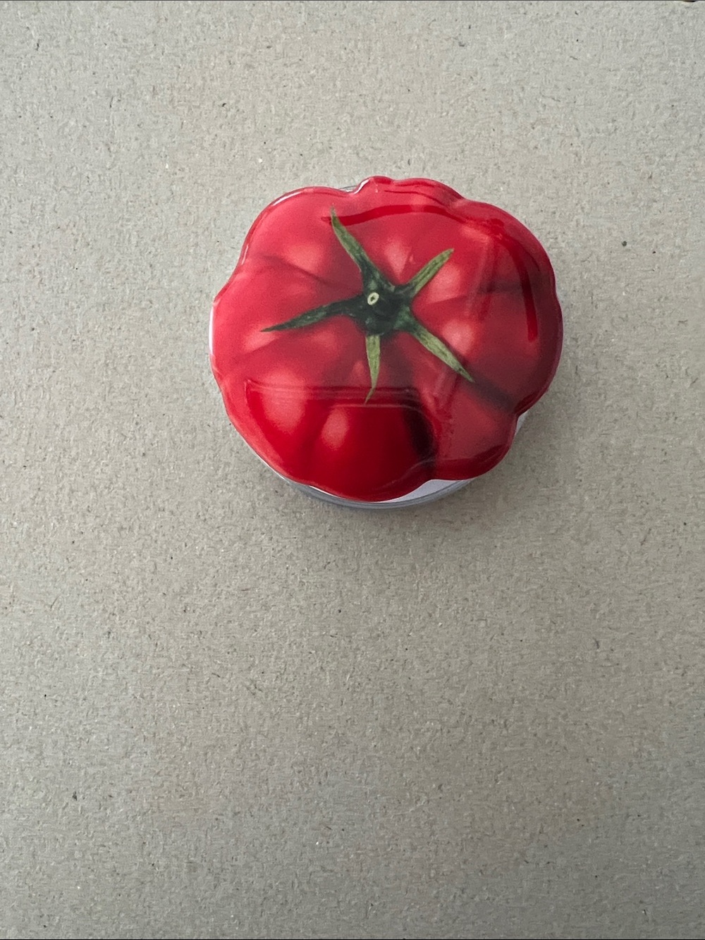Tomato-Shaped pop-socket for phone